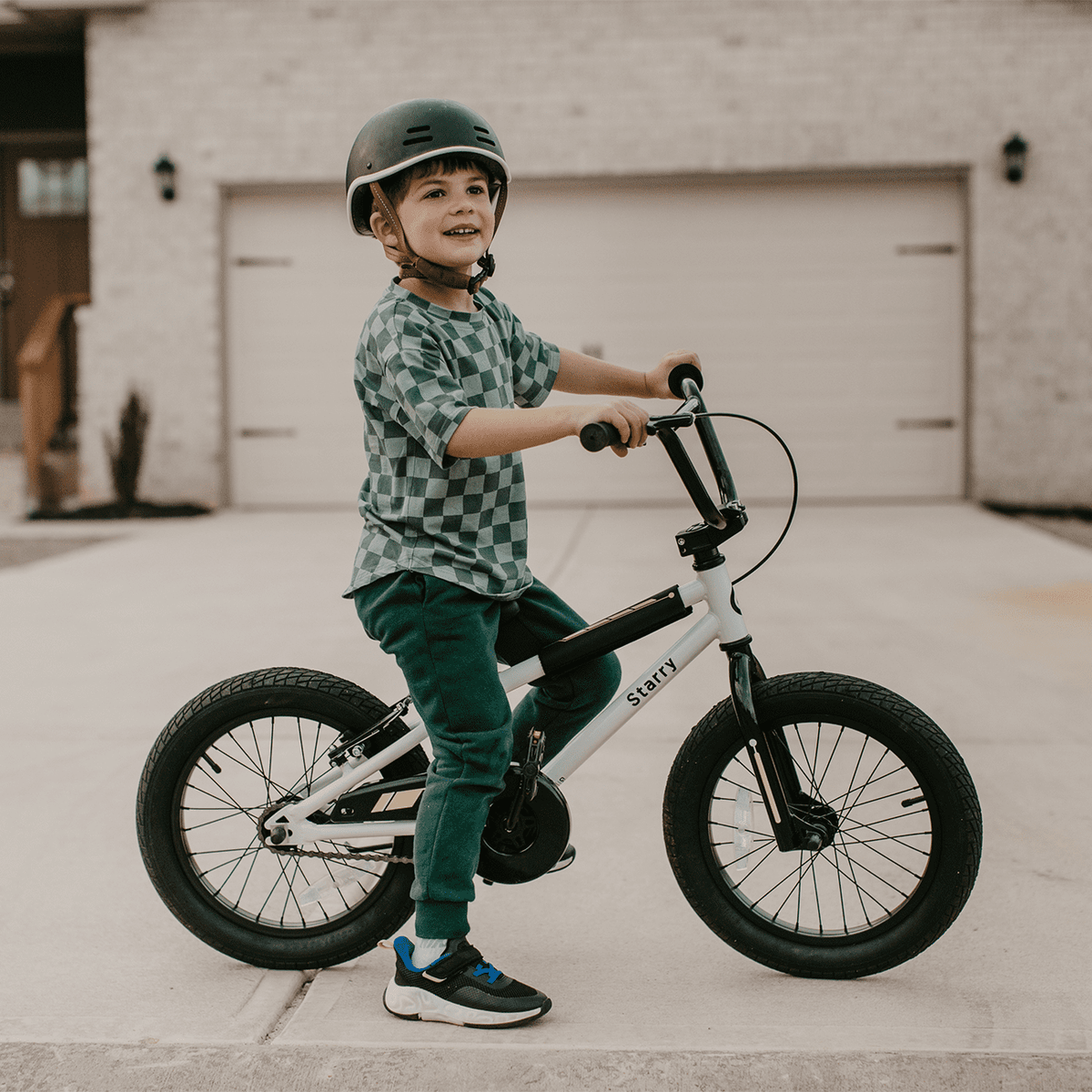 Glerc 14 Inch Little Kids Bike BMX Style Bicycle with Training Wheels Coaster Brake for 3 4 5 Years Old Boys Girls, Blue